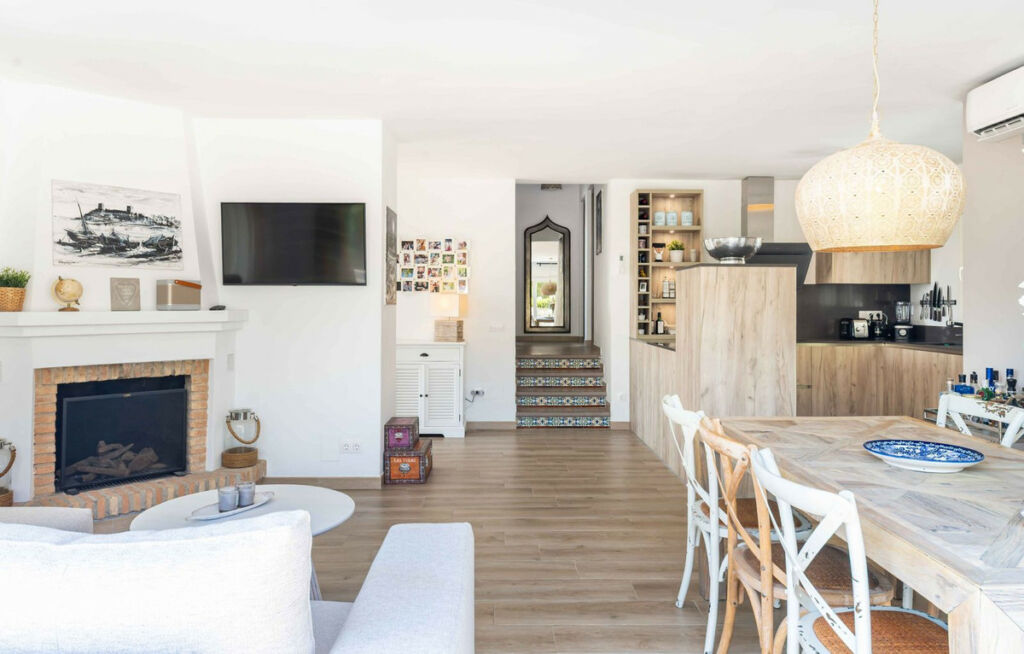 Detached Villa Torreblanca Málaga - image 11
