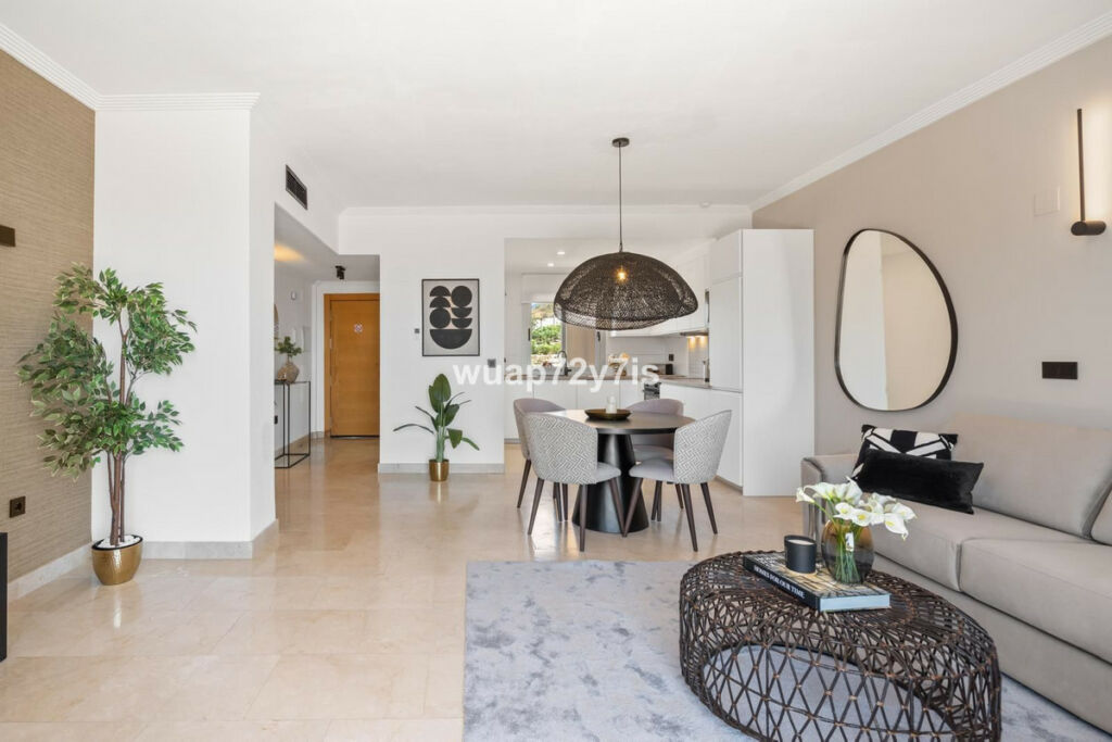 Penthouse Selwo Málaga - image 11