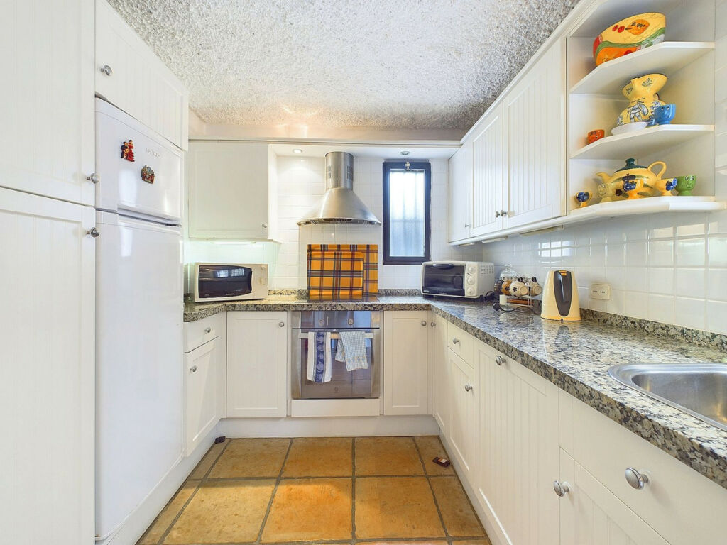 Duplex Estepona Málaga - image 11