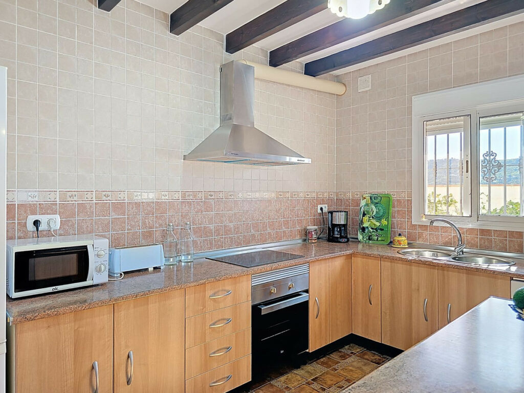 Detached Villa Cómpeta Málaga - image 11