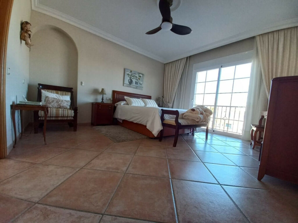 Semi-Detached House San Pedro de Alcántara Málaga - image 11