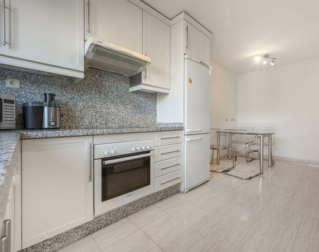 Townhouse Nueva Andalucía Málaga - image 11