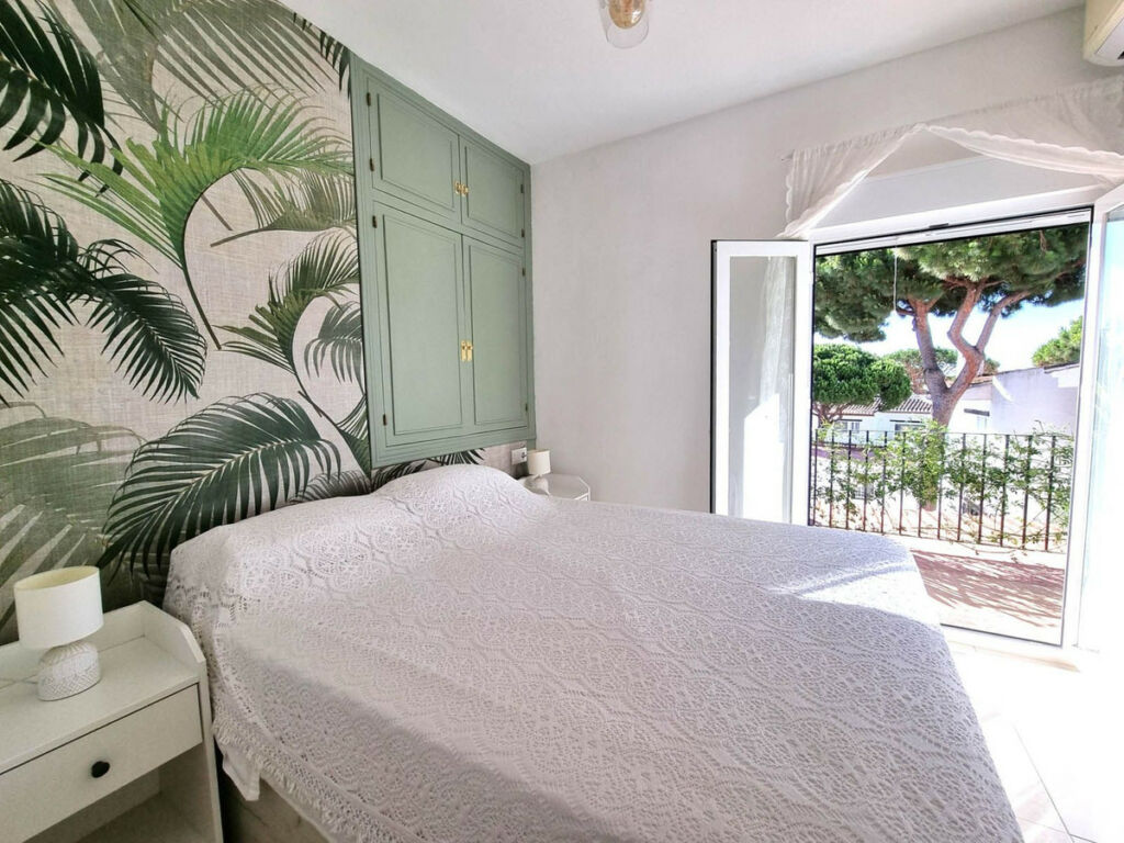 Semi-Detached House Calahonda Málaga - image 11