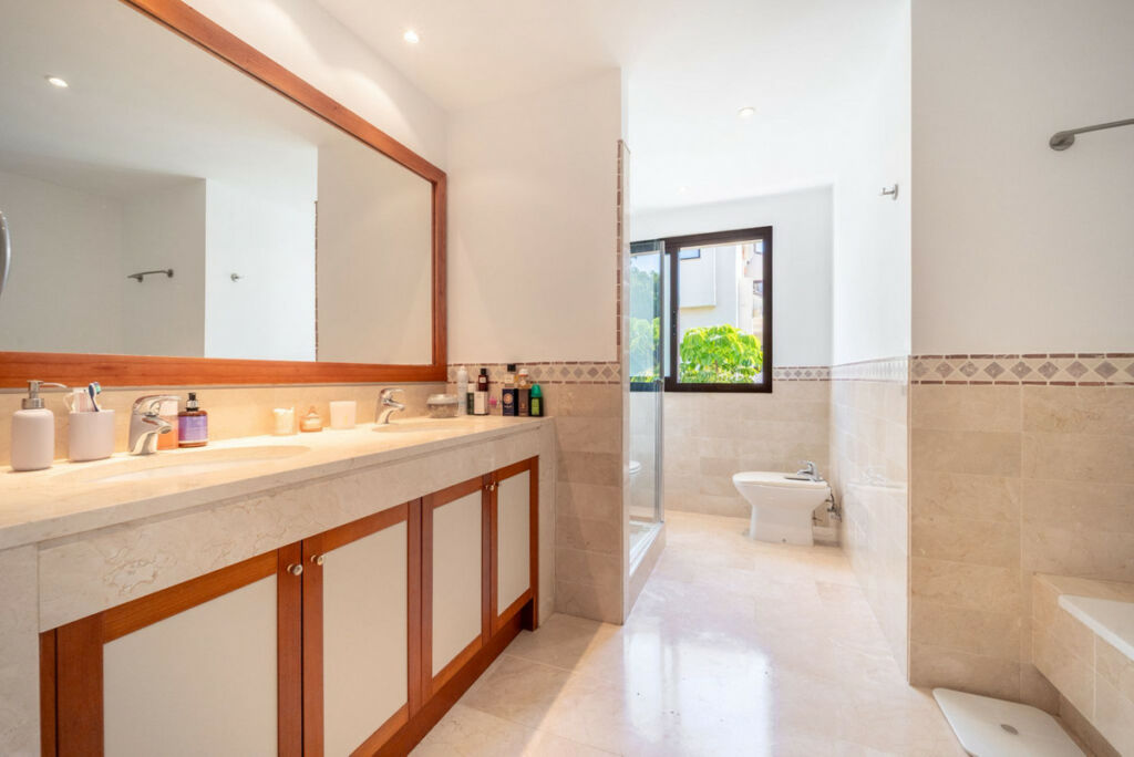 Penthouse La Quinta Málaga - image 11