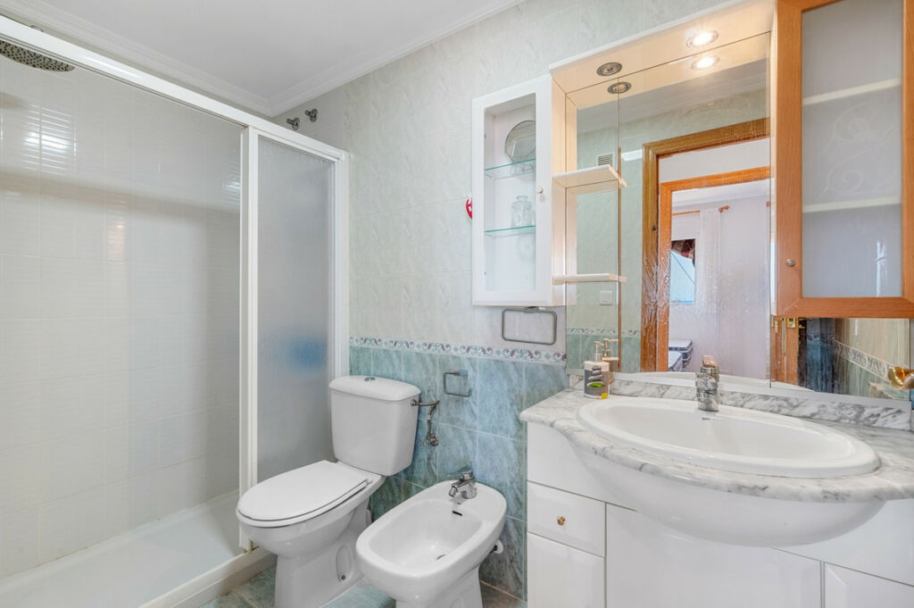 Middle Floor Apartment Santa Pola Alicante - image 11