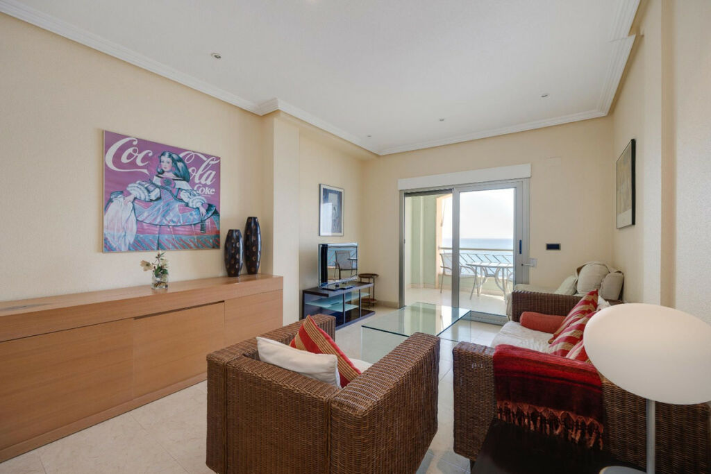Middle Floor Apartment Torrevieja Alicante - image 11