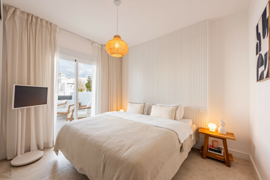 Penthouse Nueva Andalucía Málaga - image 11