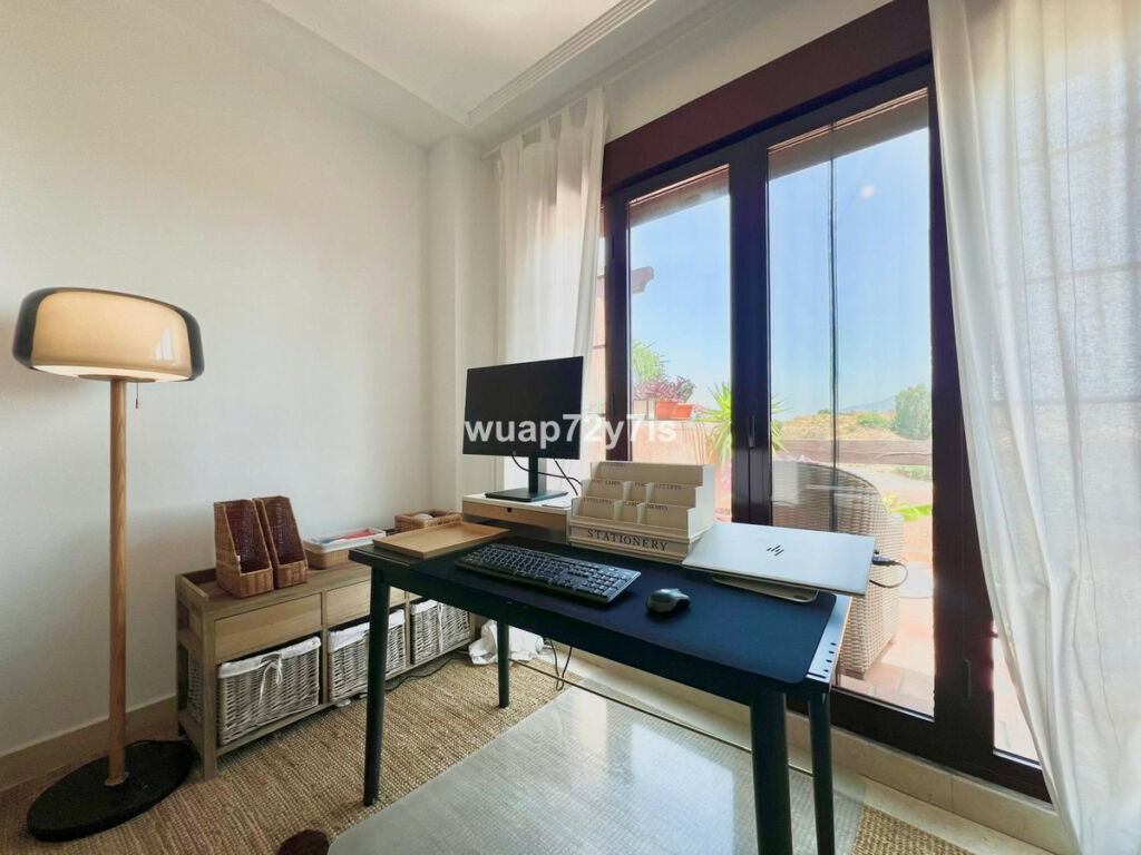 Penthouse La Mairena Málaga - image 11