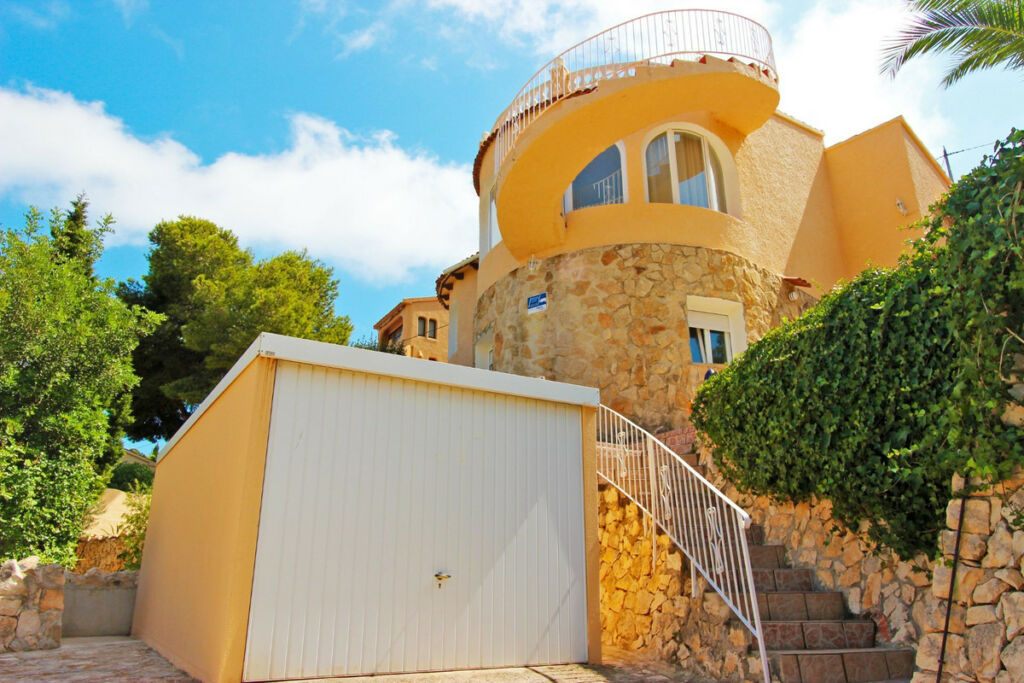 Detached Villa Calpe Alicante - image 11