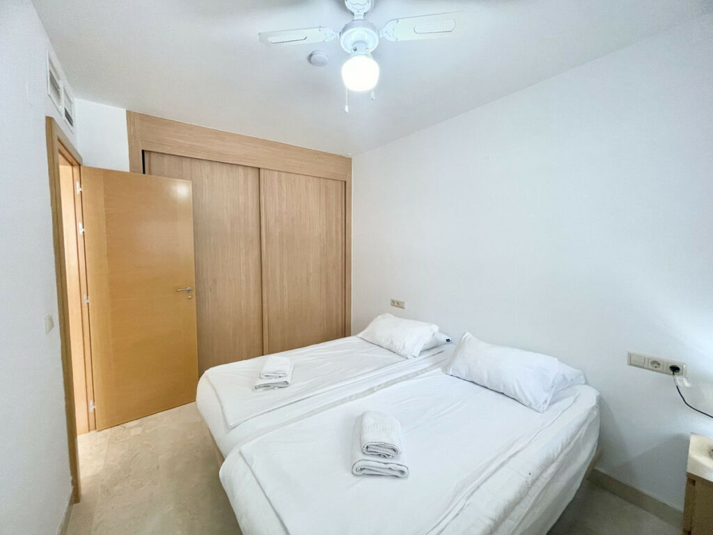 Middle Floor Apartment Riviera del Sol Málaga - image 11