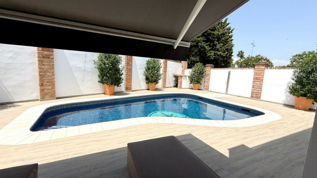 Detached Villa San Pedro de Alcántara Málaga - image 11