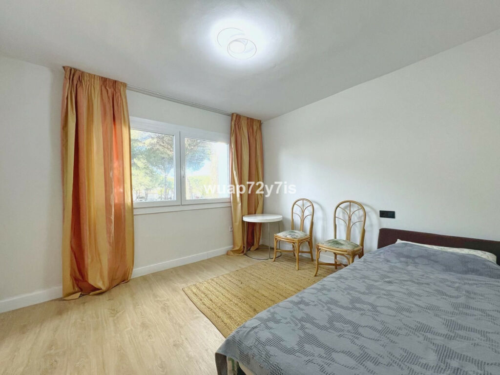 Semi-Detached House Benamara Málaga - image 12
