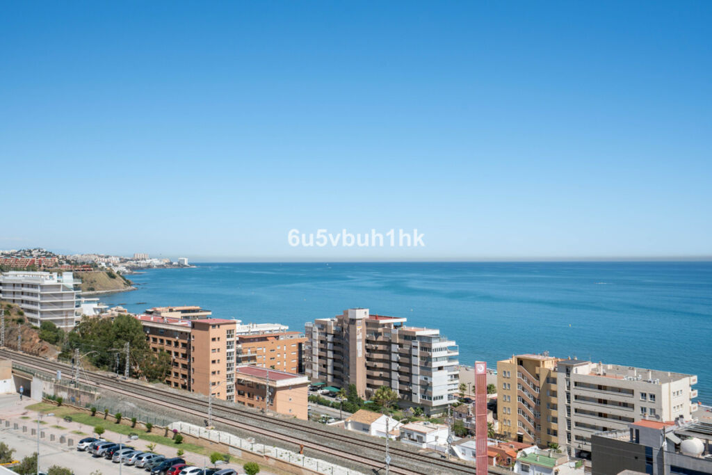 Ground Floor Apartment Fuengirola Málaga - image 11
