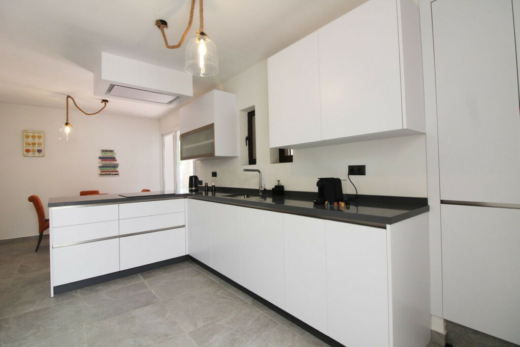 Detached Villa Benalmadena Málaga - image 11