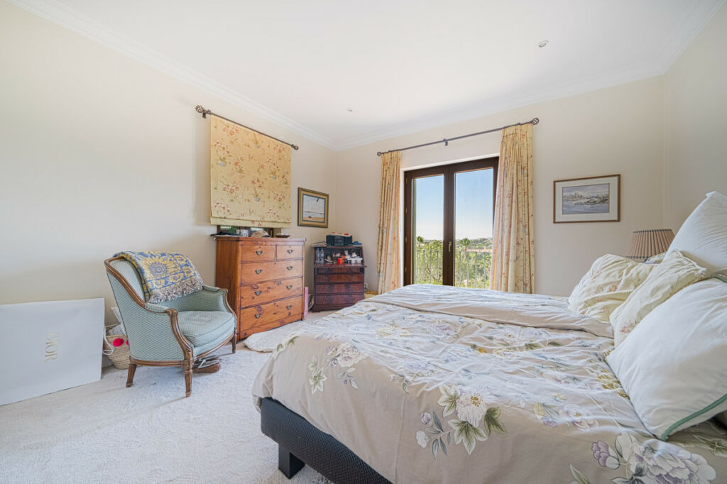 Detached Villa Sotogrande Cádiz - image 11