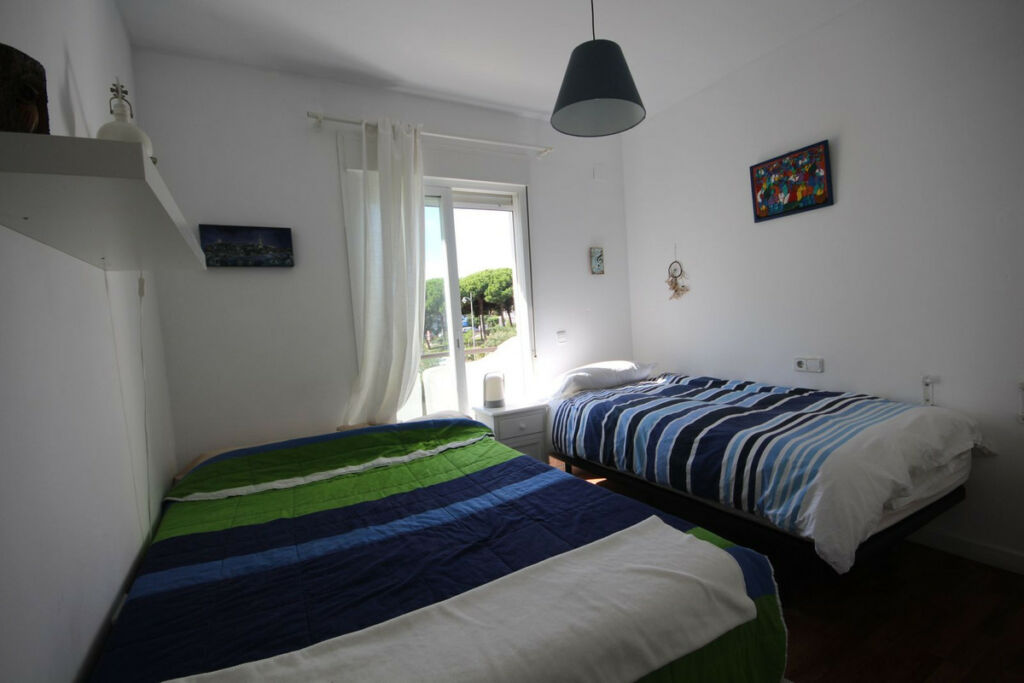Middle Floor Apartment Calahonda Málaga - image 13