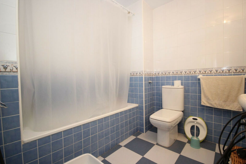 Ground Floor Apartment Reserva de Marbella Málaga - image 11