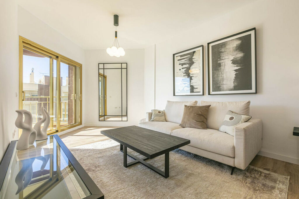 Top Floor Apartment Fuengirola Málaga - image 11