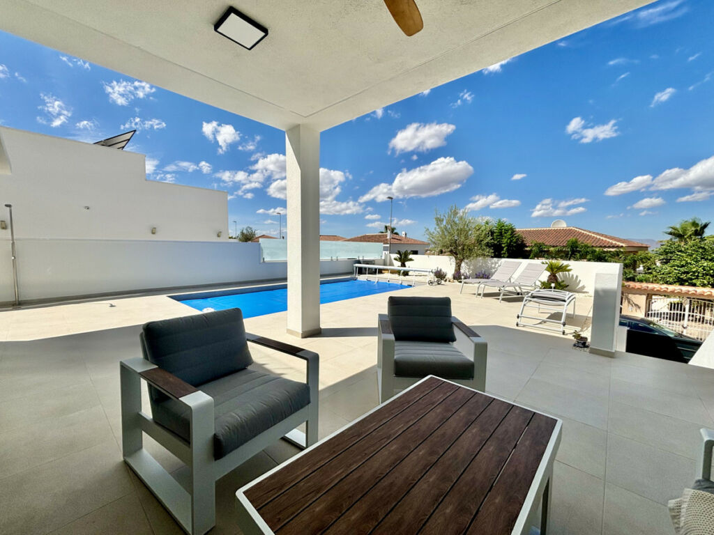 Detached Villa Benijofar Alicante - image 11