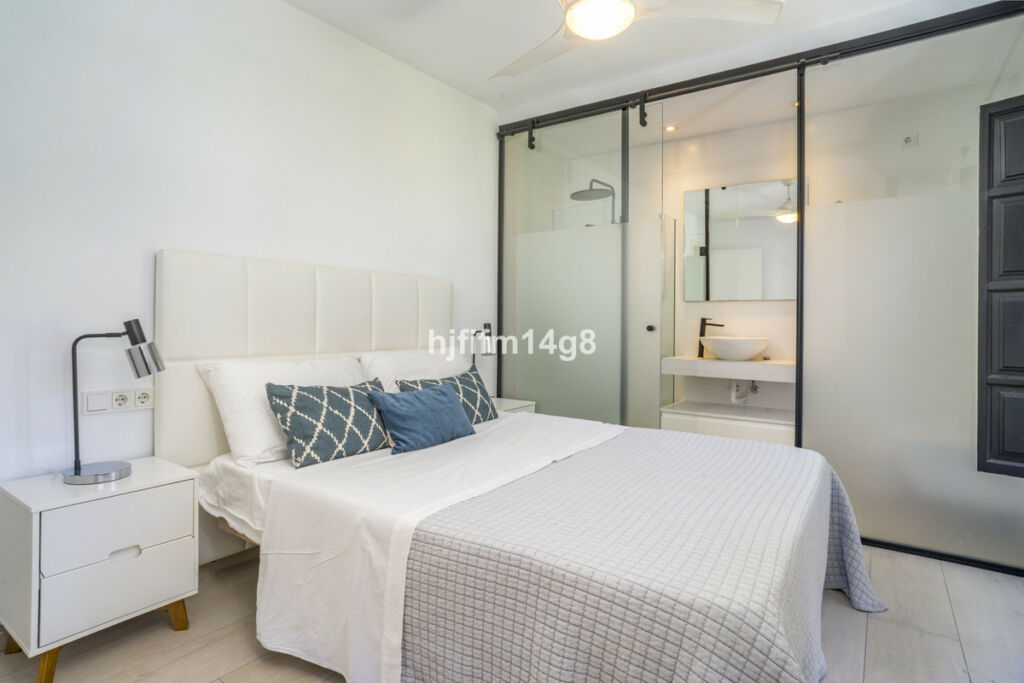 Townhouse Nueva Andalucía Málaga - image 11