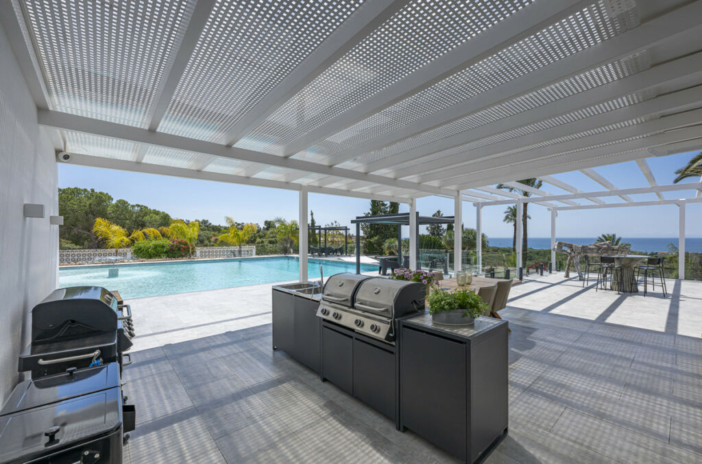 Detached Villa Elviria Málaga - image 10