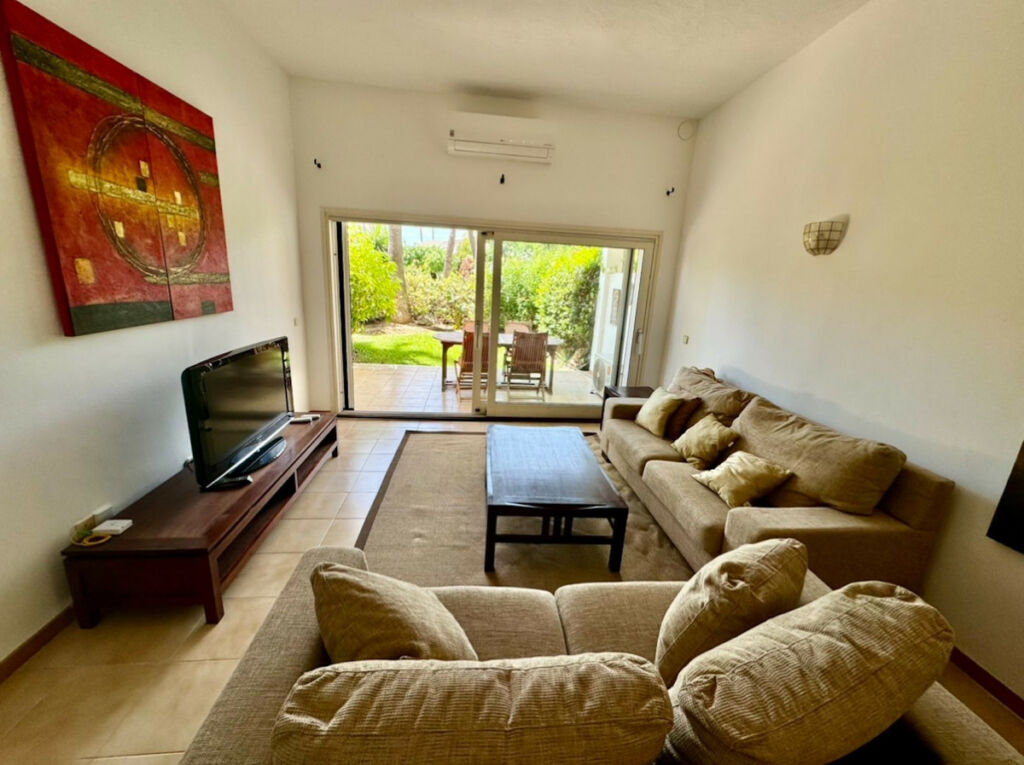 Ground Floor Apartment Atalaya Málaga - image 11