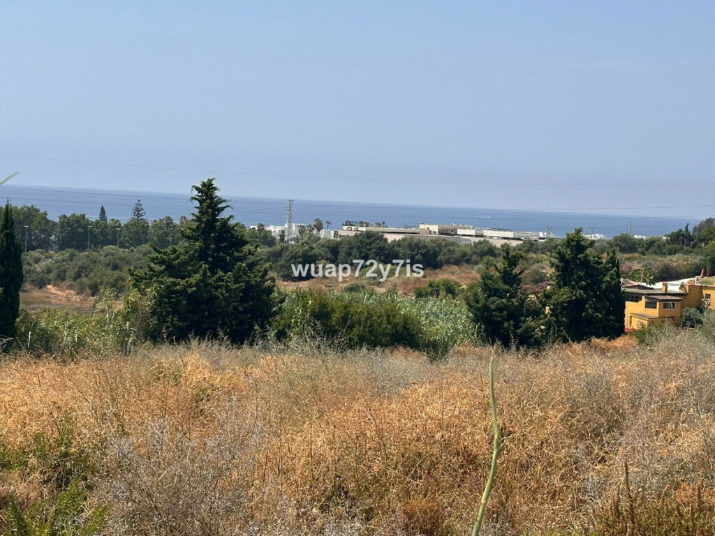 Residential Plot Estepona Málaga - image 11