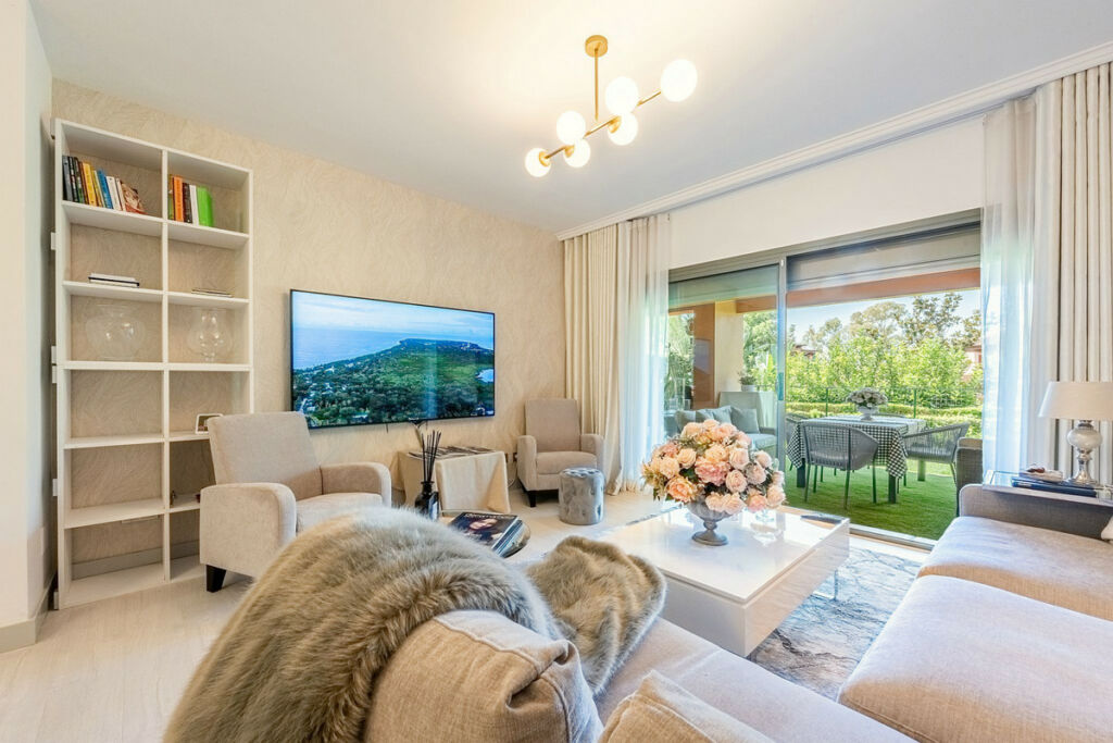 Ground Floor Apartment Estepona Málaga - image 10
