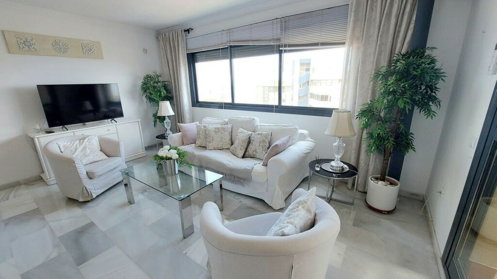 Penthouse Torreblanca Málaga - image 11