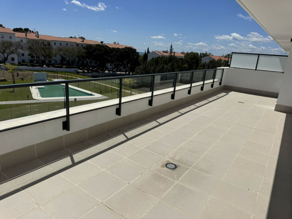Penthouse Selwo Málaga - image 7