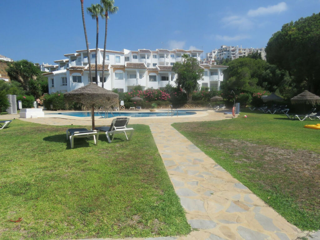 Ground Floor Apartment Calahonda Málaga - image 11