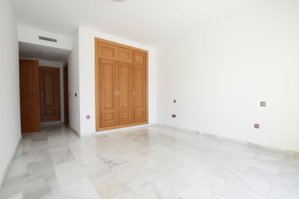 Detached Villa El Rosario Málaga - image 11
