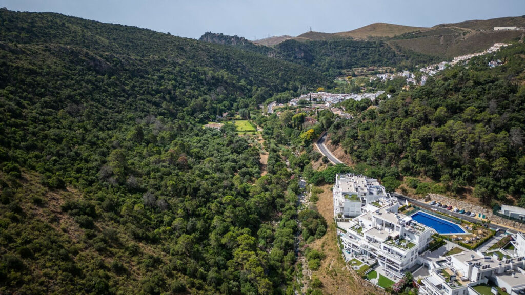 Penthouse Benahavís Málaga - image 11