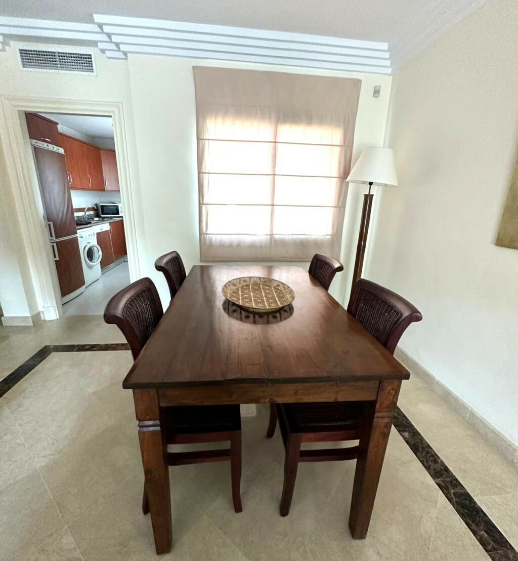 Middle Floor Apartment Puerto Banús Málaga - image 11