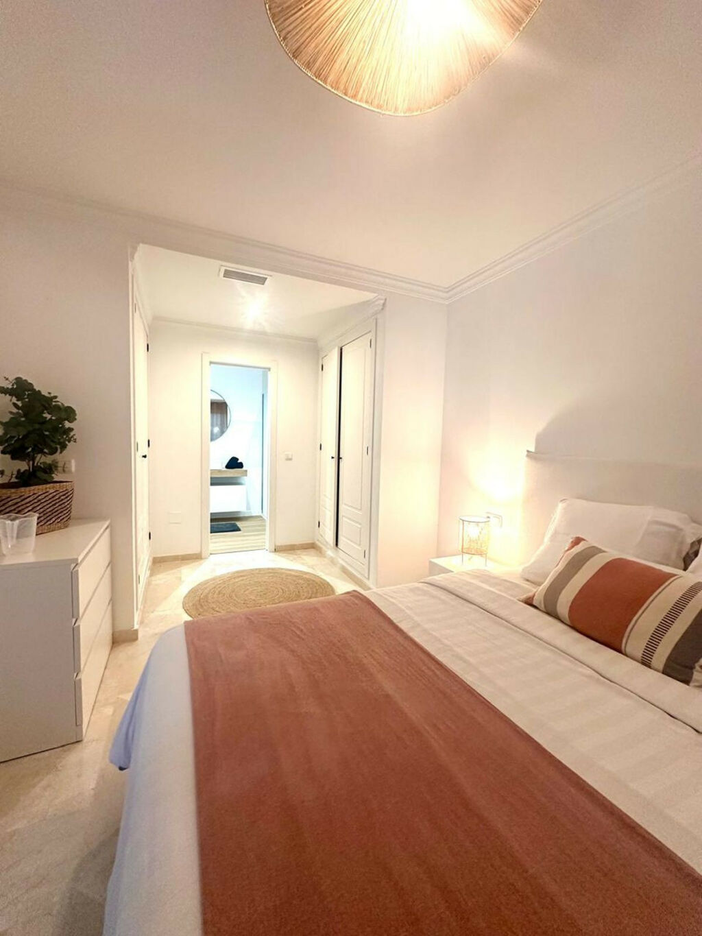 Ground Floor Apartment Benahavís Málaga - image 15
