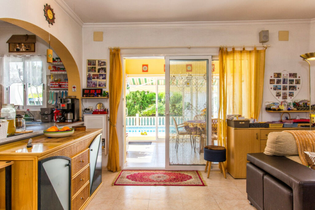 Detached Villa Calpe Alicante - image 11