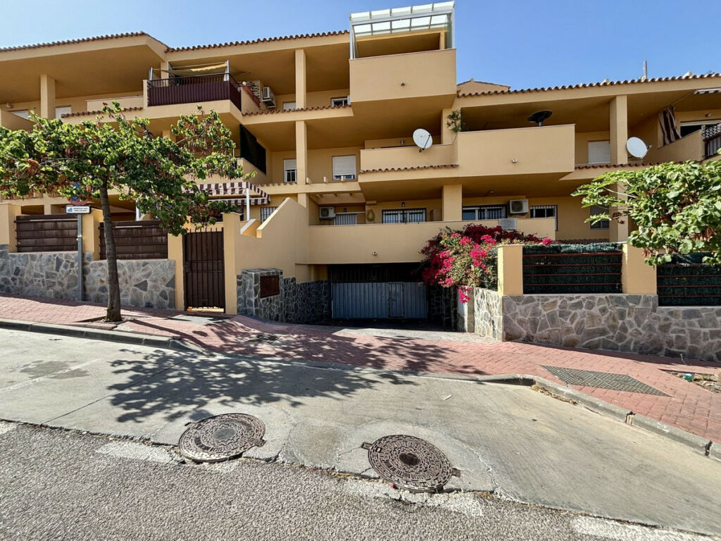 Penthouse Benalmadena Málaga - image 11