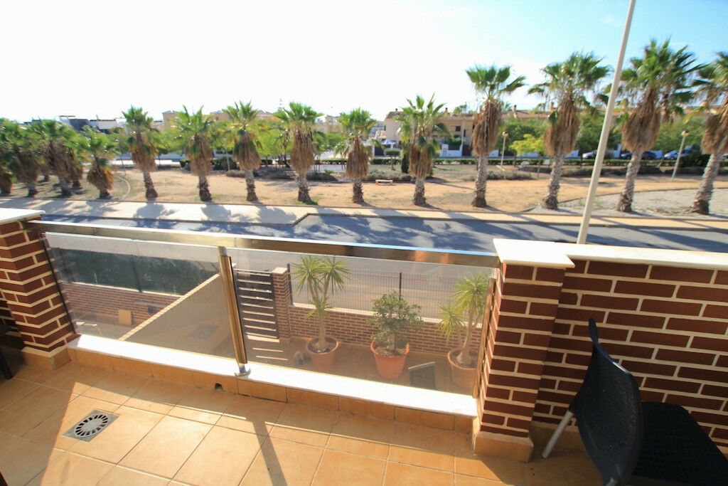 Duplex Cabo Roig Alicante - image 12