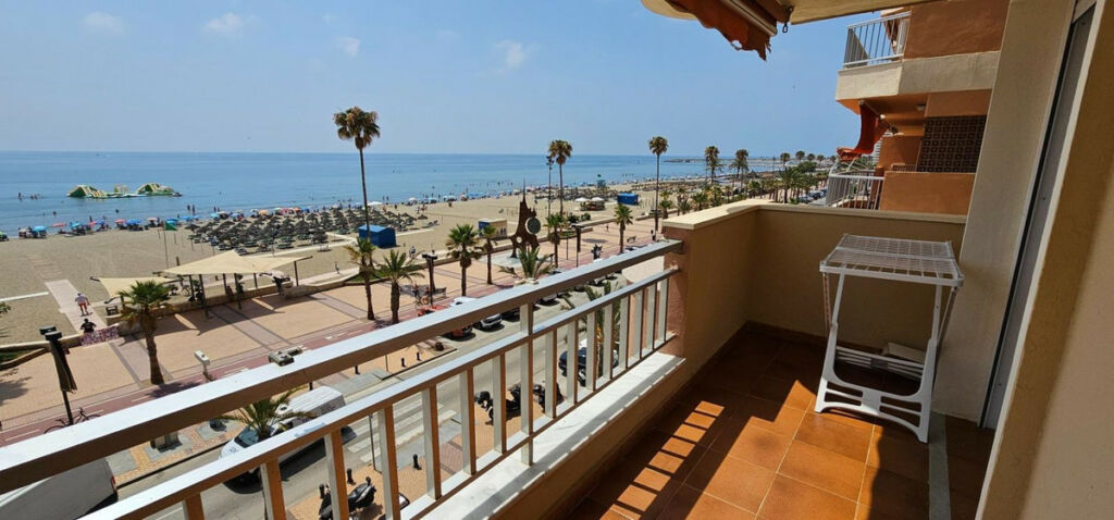 Middle Floor Apartment Los Boliches Málaga - image 12