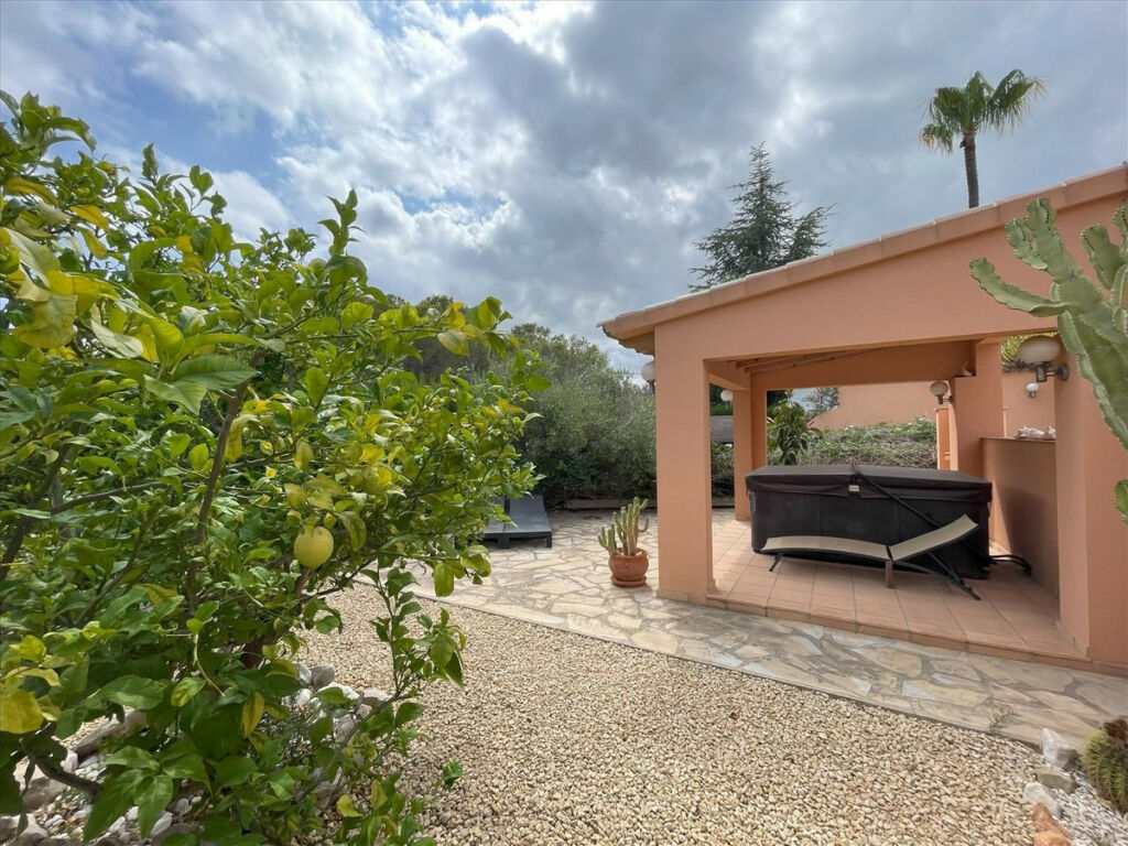 Detached Villa Moraira Alicante - image 7