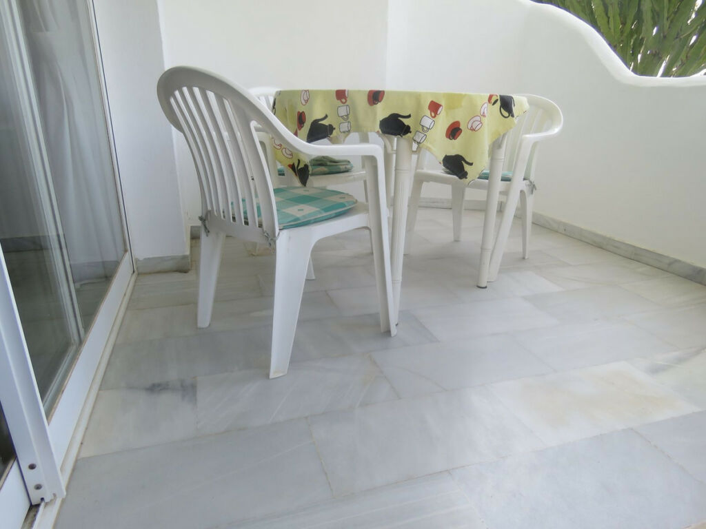 Ground Floor Apartment Calahonda Málaga - image 12