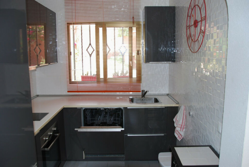 Semi-Detached House Nerja Málaga - image 12