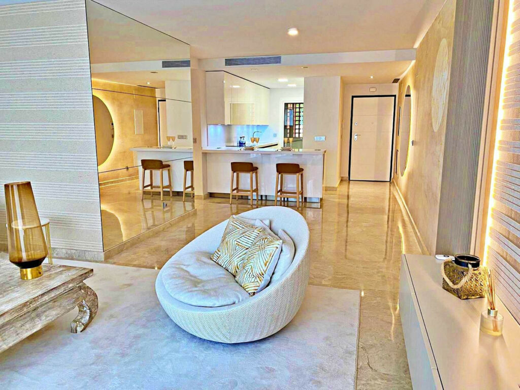 Penthouse Nueva Andalucía Málaga - image 12