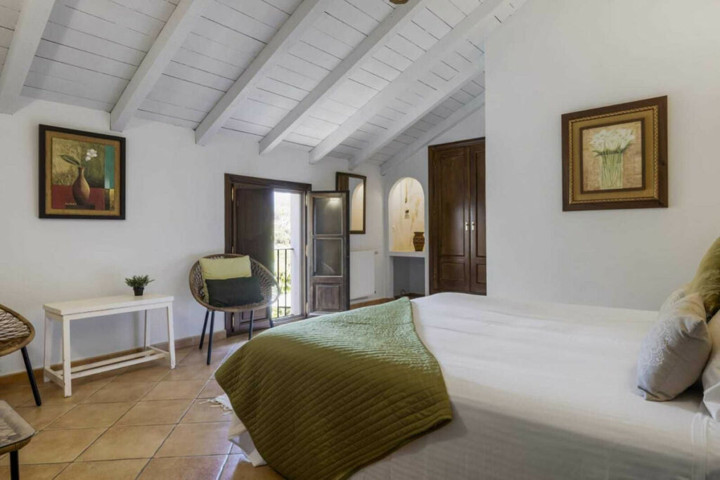 Detached Villa Cortes de la Frontera Málaga - image 12