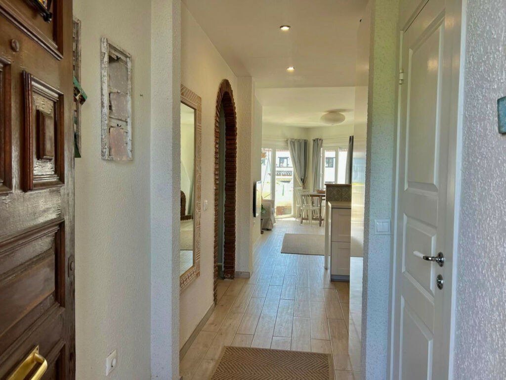 Top Floor Apartment Calahonda Málaga - image 12