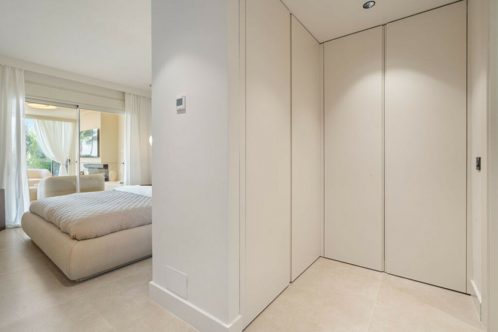 Ground Floor Apartment Nueva Andalucía Málaga - image 13