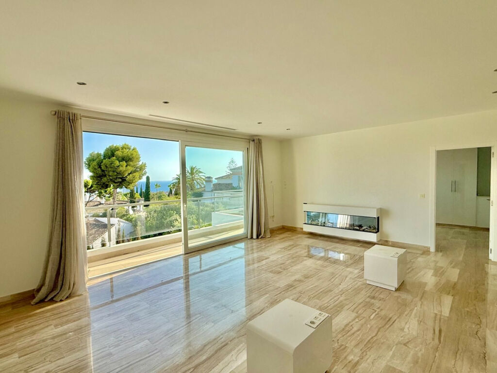 Detached Villa El Rosario Málaga - image 12