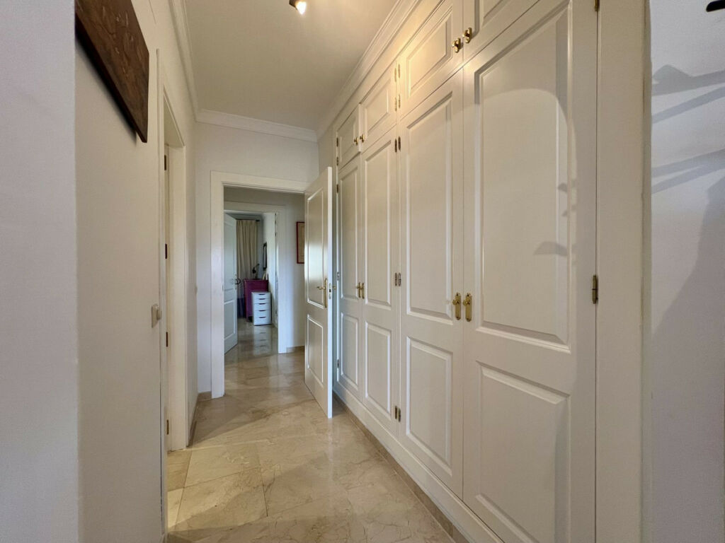 Middle Floor Apartment La Cala Hills Málaga - image 12