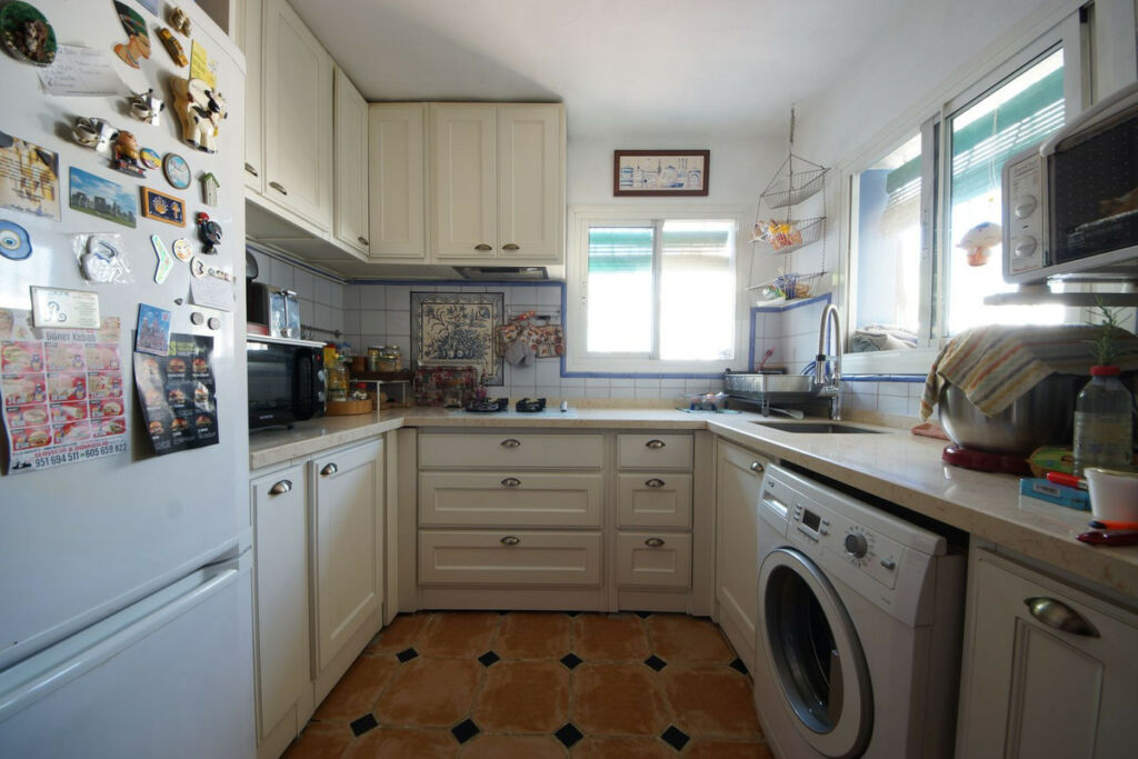 Townhouse Nueva Andalucía Málaga - image 12