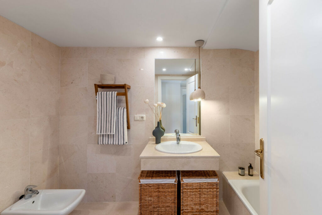 Penthouse Duplex Río Real Málaga - image 12